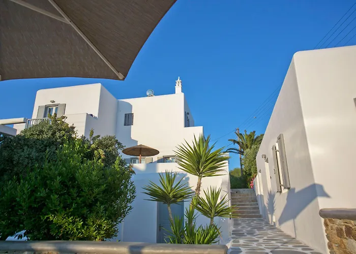 安娜玛丽亚米科诺斯公寓 3*