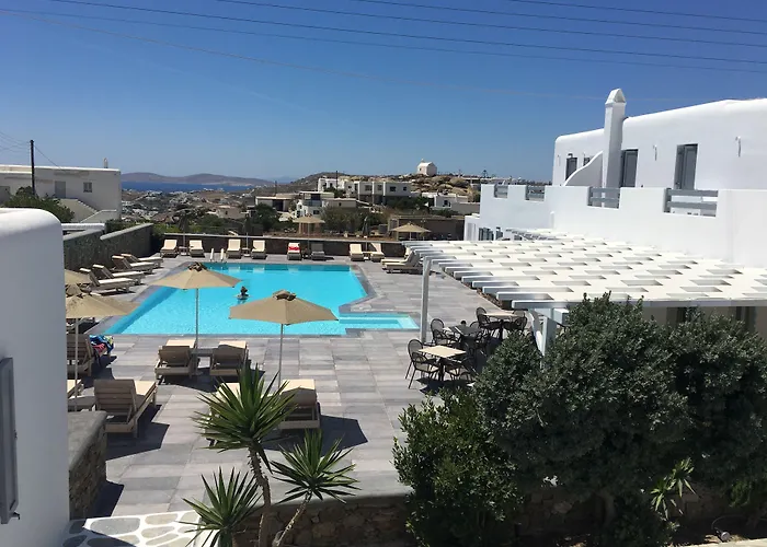 安娜玛丽亚米科诺斯公寓 3*