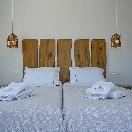 安娜玛丽亚米科诺斯公寓 3*